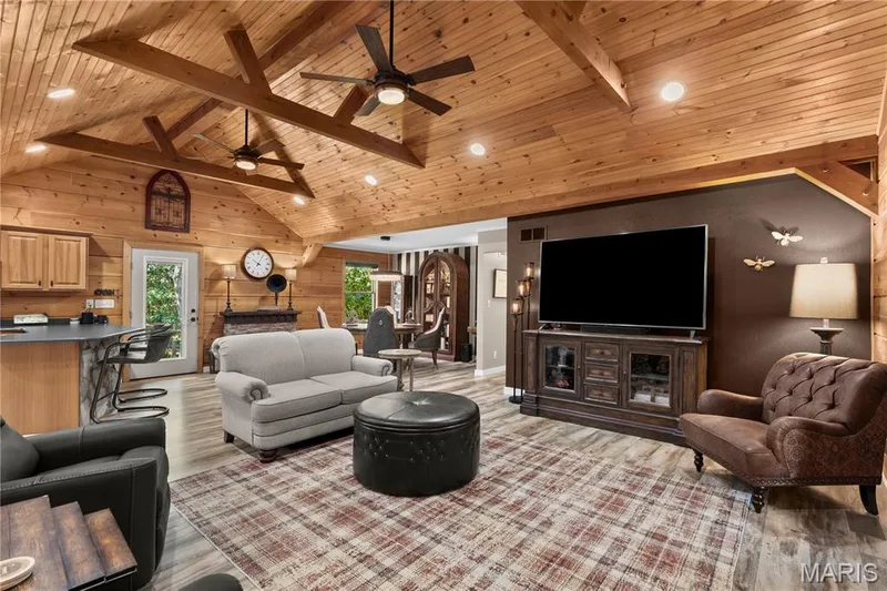 10302 Dellwood Court, Foristell, MO 63348 — listing photo 7 of 37