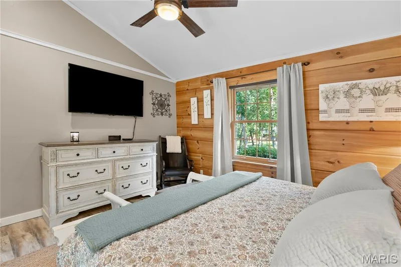 10302 Dellwood Court, Foristell, MO 63348 — listing photo 15 of 37