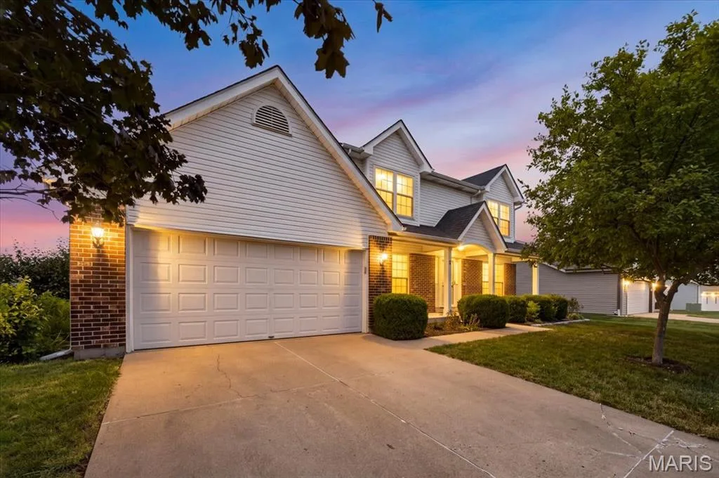 5 Revolutionary Way Court, O'Fallon, MO 63366 — listing photo 1 of 36