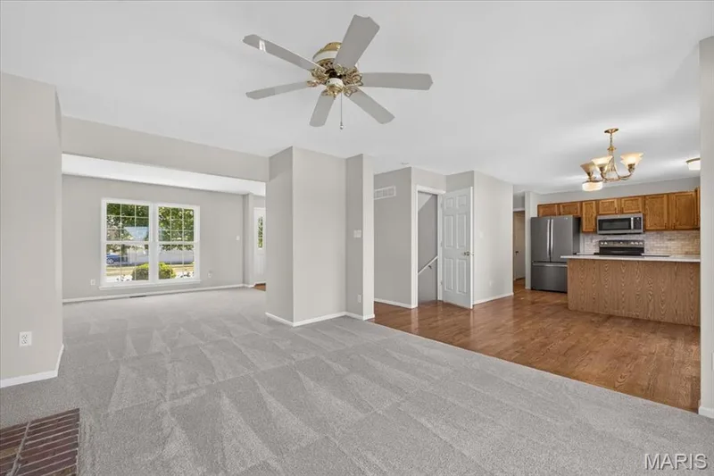 5 Revolutionary Way Court, O'Fallon, MO 63366 — listing photo 7 of 36