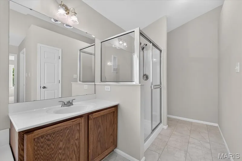 5 Revolutionary Way Court, O'Fallon, MO 63366 — listing photo 18 of 36