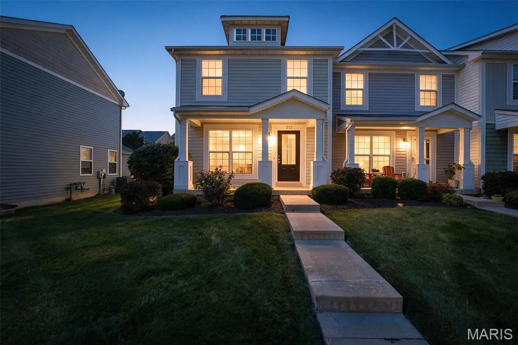 212 Countryshire Drive, Lake St. Louis, MO 63367 — listing photo 1 of 41
