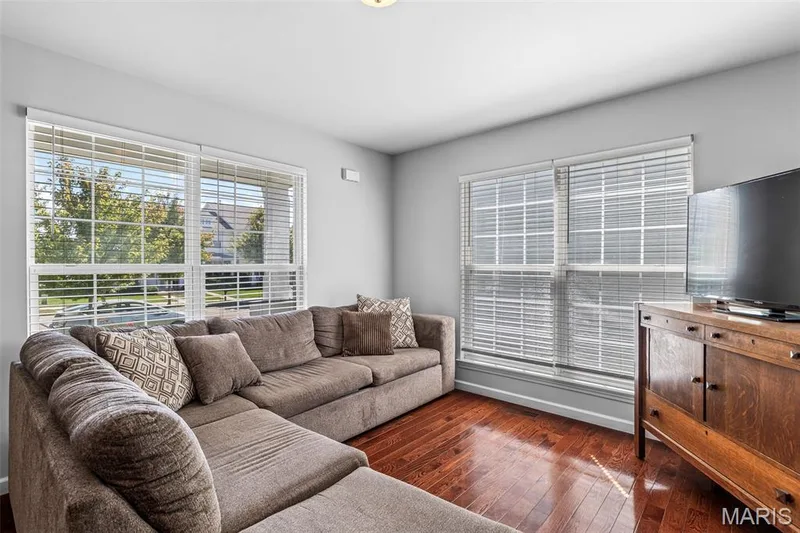 212 Countryshire Drive, Lake St. Louis, MO 63367 — listing photo 13 of 41