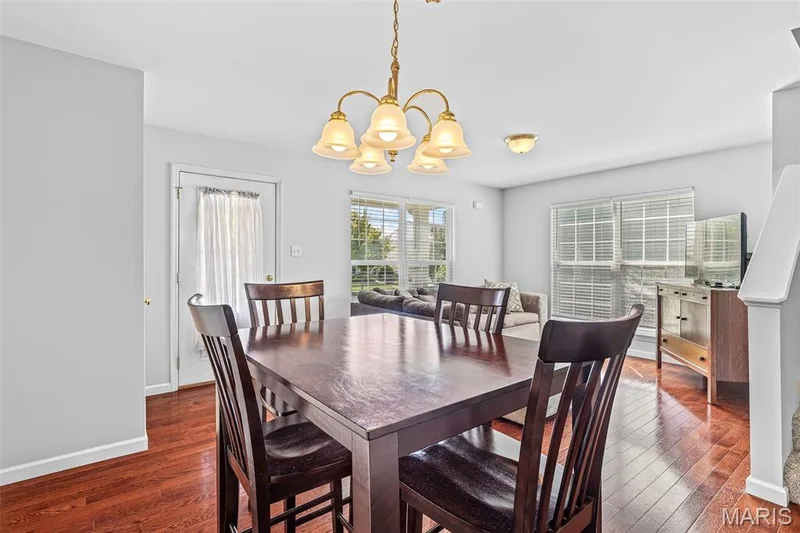 212 Countryshire Drive, Lake St. Louis, MO 63367 — listing photo 17 of 41