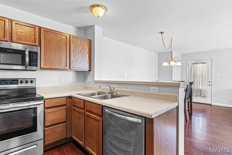 212 Countryshire Drive, Lake St. Louis, MO 63367 — listing photo 20 of 41