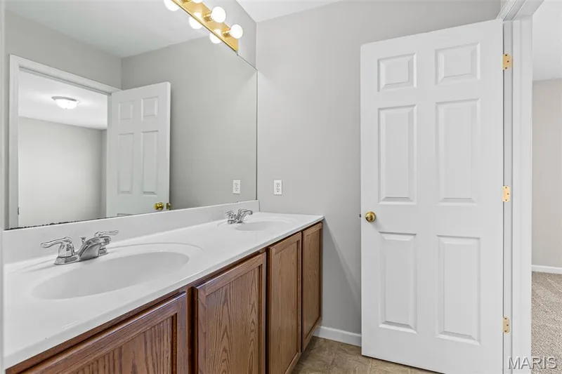 212 Countryshire Drive, Lake St. Louis, MO 63367 — listing photo 34 of 41