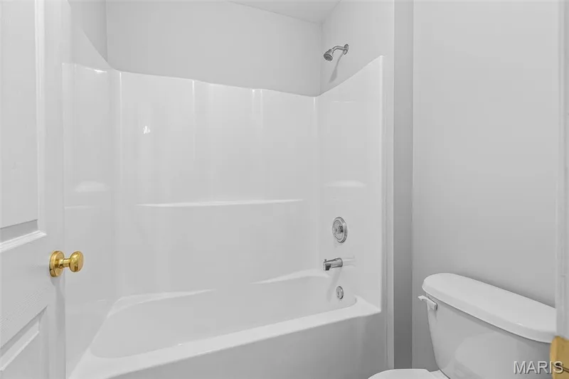 212 Countryshire Drive, Lake St. Louis, MO 63367 — listing photo 35 of 41
