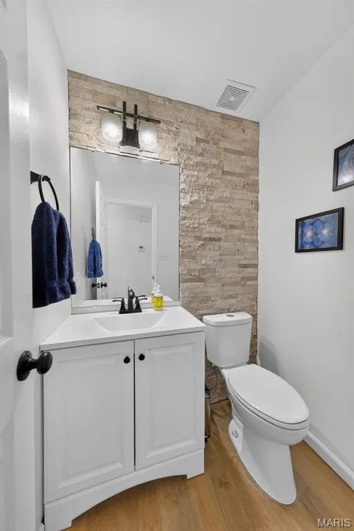 Main floor half bath. — 2044 Graystone Drive, St Charles, MO 63303