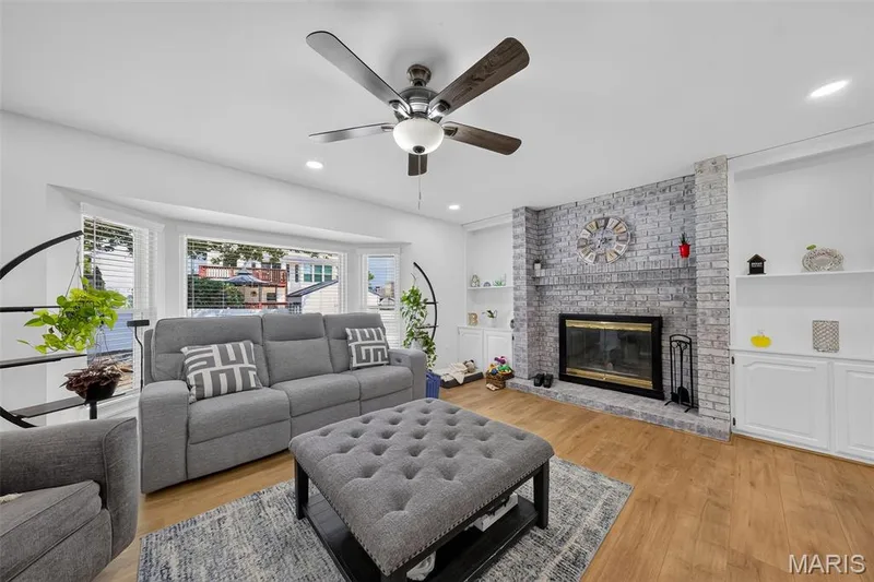 2044 Graystone Drive, St Charles, MO 63303 — listing photo 13 of 55