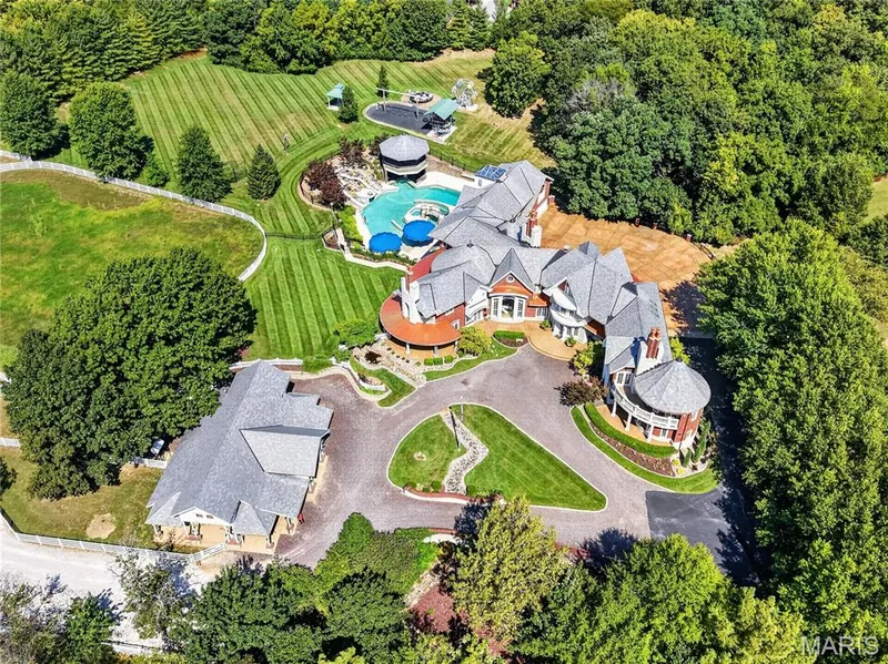7 Hillside Drive20 acres, home, resort like pool, stable and event center — 7 Hillside Court, Wentzville, MO 63385