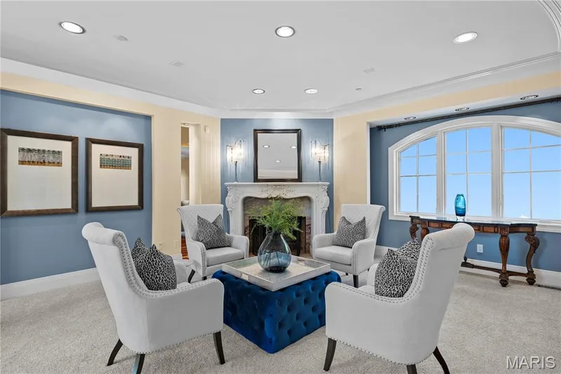Formal sitting room — 7 Hillside Court, Wentzville, MO 63385