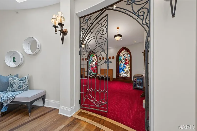 Chapel — 7 Hillside Court, Wentzville, MO 63385