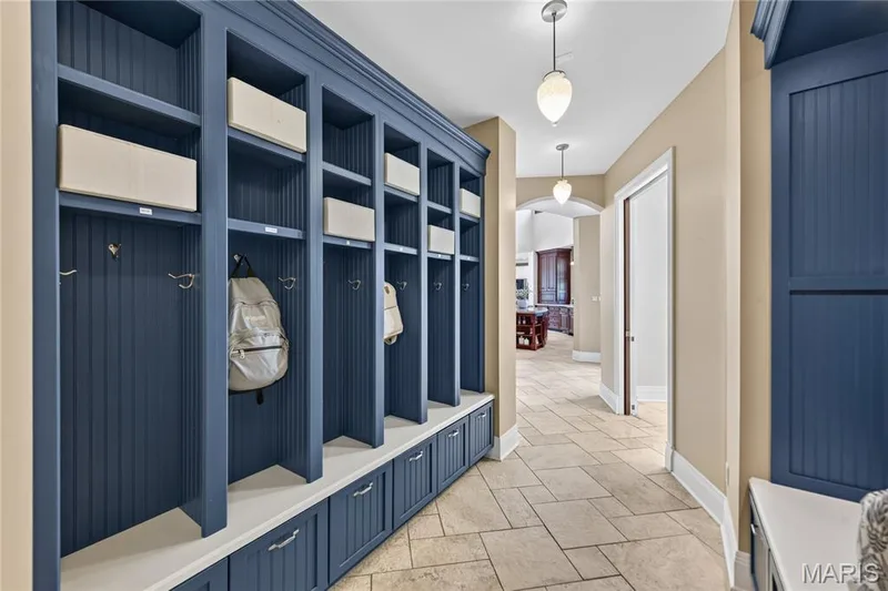 Owners Entry — 7 Hillside Court, Wentzville, MO 63385