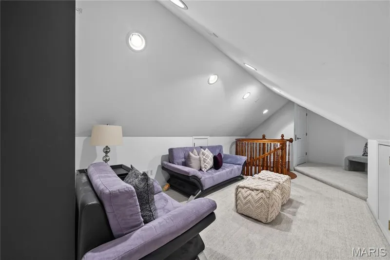 Sitting area in princess tower — 7 Hillside Court, Wentzville, MO 63385