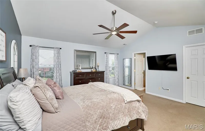 233 Spring Borough Drive, O'Fallon, MO 63368 — listing photo 35 of 67