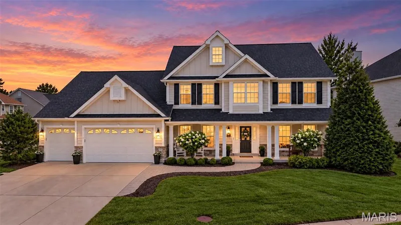 708 Lakeshore Manor Ct Court, Wildwood, MO 63038 — listing photo 2 of 69