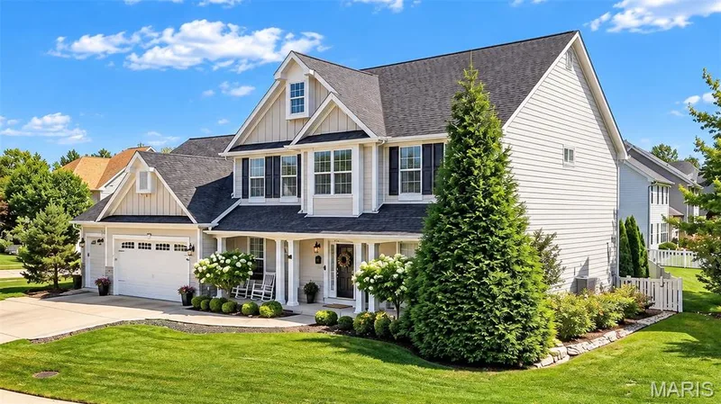 708 Lakeshore Manor Ct Court, Wildwood, MO 63038 — listing photo 4 of 69