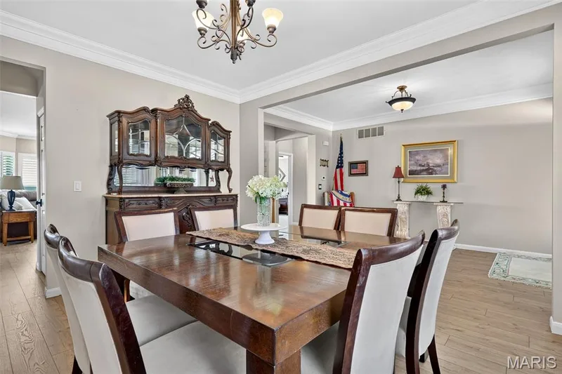 708 Lakeshore Manor Ct Court, Wildwood, MO 63038 — listing photo 12 of 69