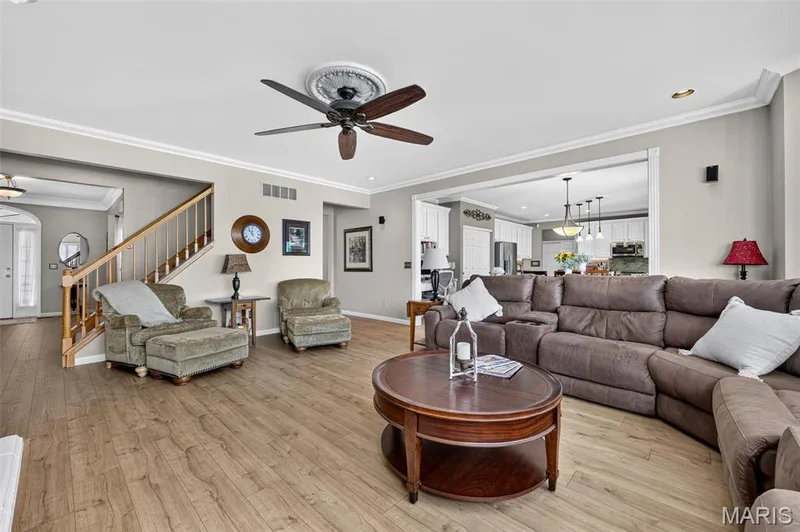 708 Lakeshore Manor Ct Court, Wildwood, MO 63038 — listing photo 15 of 69