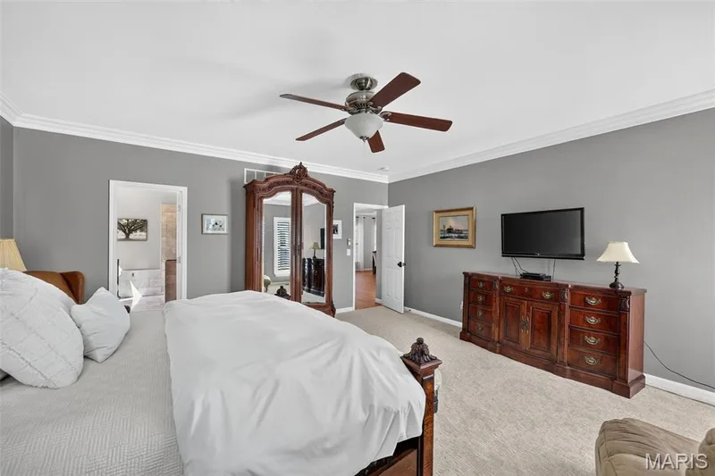 708 Lakeshore Manor Ct Court, Wildwood, MO 63038 — listing photo 33 of 69