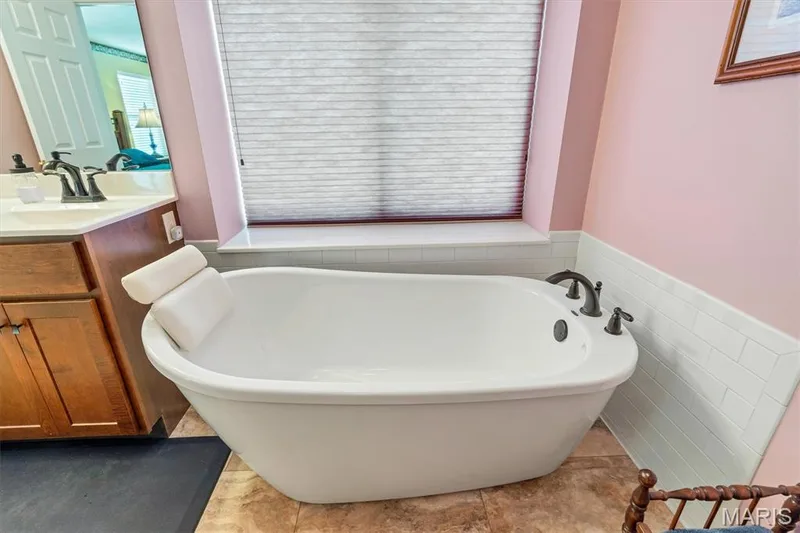 264 Brougham Drive, O'Fallon, MO 63368 — listing photo 12 of 27