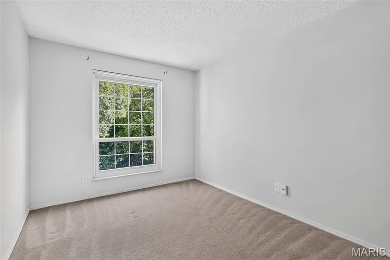 Bedroom #2 — 1511 Hampton Hall Drive #18, Chesterfield, MO 63017