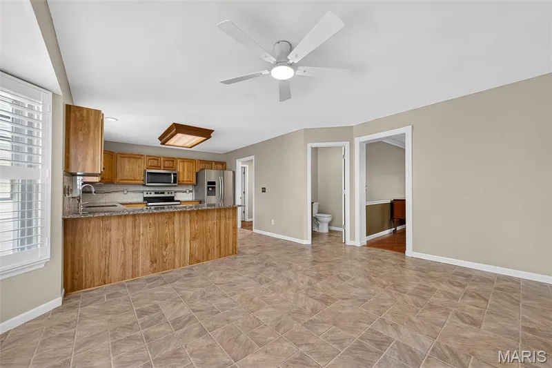 1597 Indian Springs Drive, O'Fallon, MO 63366 — listing photo 11 of 49