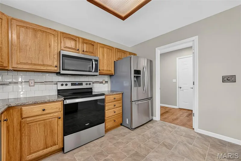 1597 Indian Springs Drive, O'Fallon, MO 63366 — listing photo 15 of 49