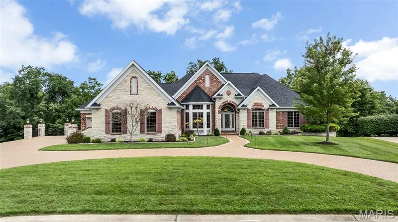 4030 Austin Drive, St Charles, MO 63304 — listing photo 1 of 70