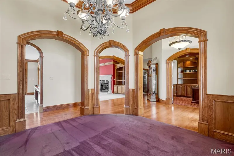 4030 Austin Drive, St Charles, MO 63304 — listing photo 9 of 70