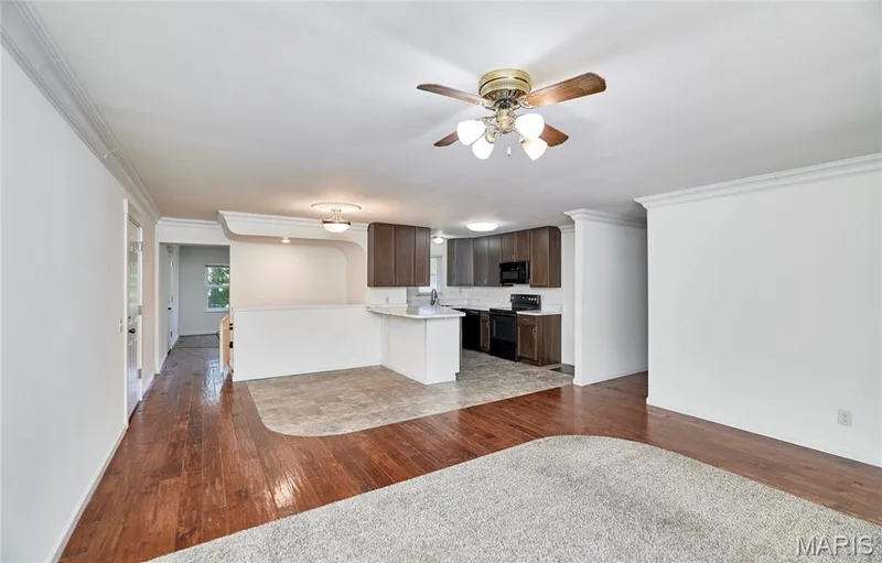1397 Valli Lane, St Charles, MO 63304 — listing photo 10 of 57