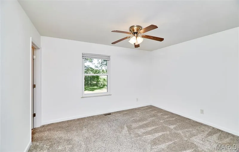 1397 Valli Lane, St Charles, MO 63304 — listing photo 24 of 57