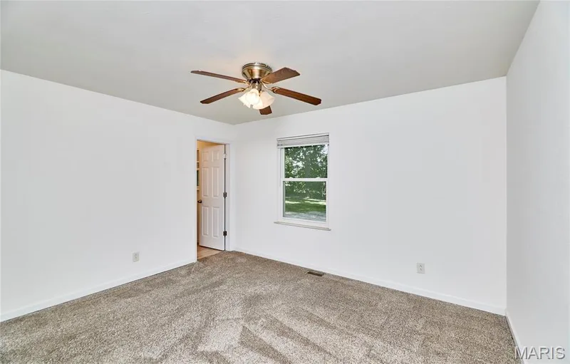 1397 Valli Lane, St Charles, MO 63304 — listing photo 26 of 57