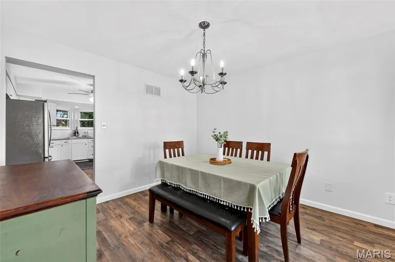 229 Cole Boulevard, St Charles, MO 63301 — listing photo 21 of 36