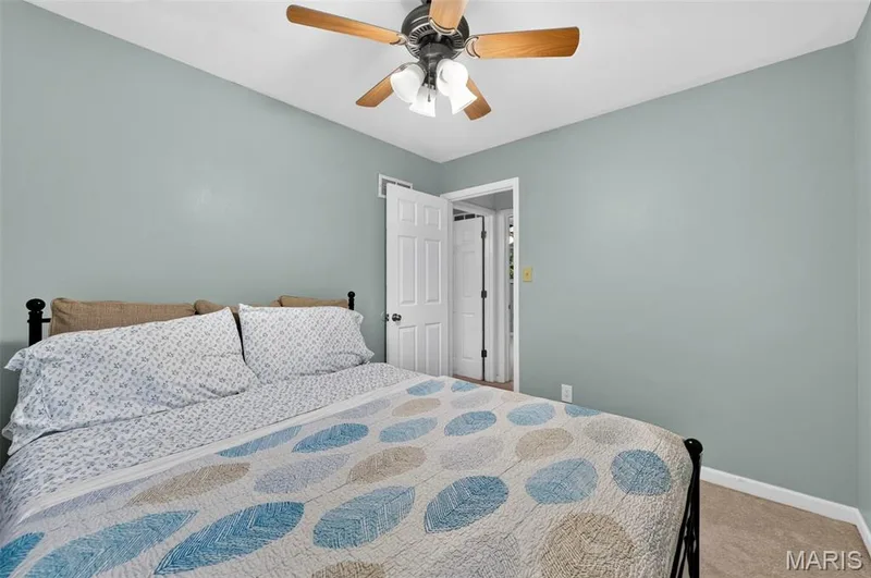 229 Cole Boulevard, St Charles, MO 63301 — listing photo 24 of 36