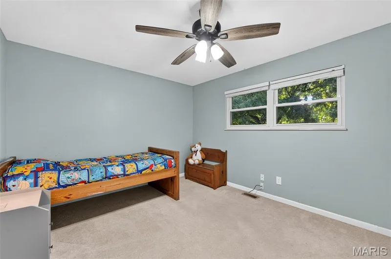 229 Cole Boulevard, St Charles, MO 63301 — listing photo 27 of 36