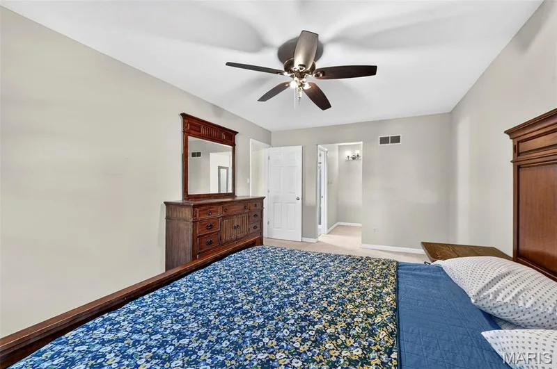229 Cole Boulevard, St Charles, MO 63301 — listing photo 31 of 36