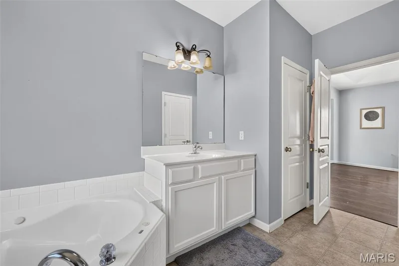 805 Mule Creek Drive, Wentzville, MO 63385 — listing photo 22 of 52