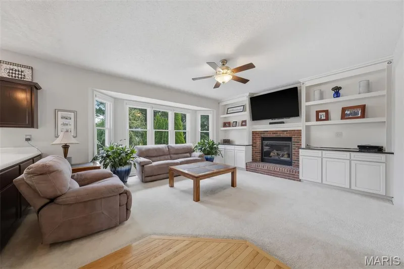 130 McCluer Drive, O'Fallon, MO 63368 — listing photo 4 of 32