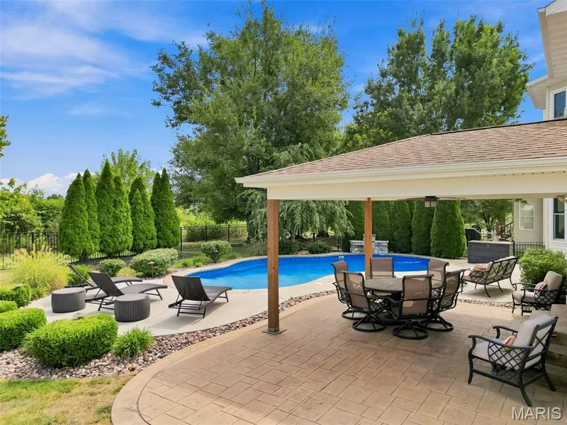 130 McCluer Drive, O'Fallon, MO 63368 — listing photo 2 of 32