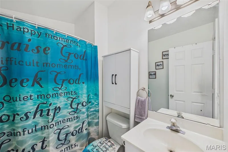 3249 Windwood Trails Drive, St Peters, MO 63303 — listing photo 11 of 19