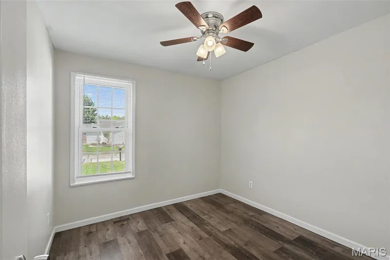 202 Barrington Drive, St Peters, MO 63376 — listing photo 12 of 15