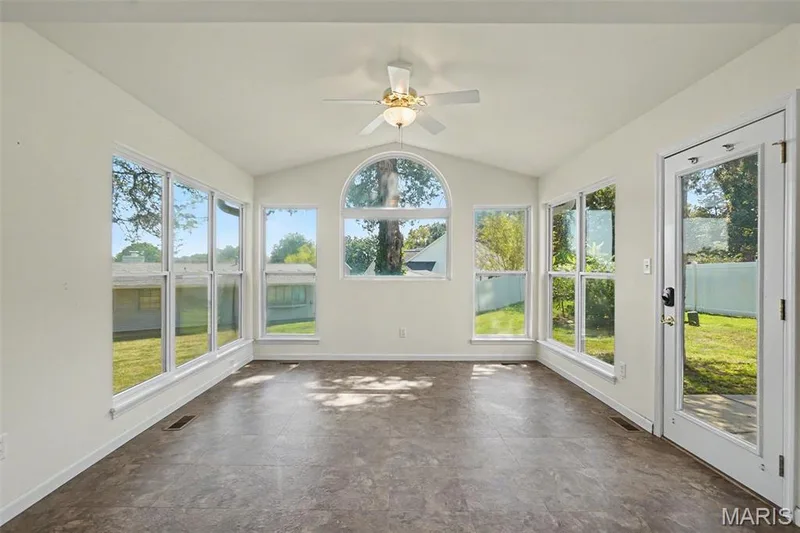 2012 Archway Drive, Wentzville, MO 63385 — listing photo 23 of 50