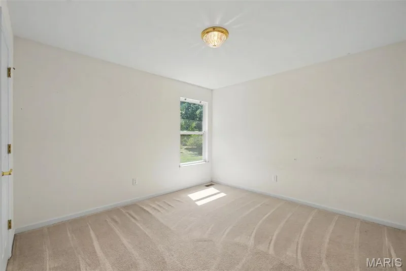 2012 Archway Drive, Wentzville, MO 63385 — listing photo 38 of 50