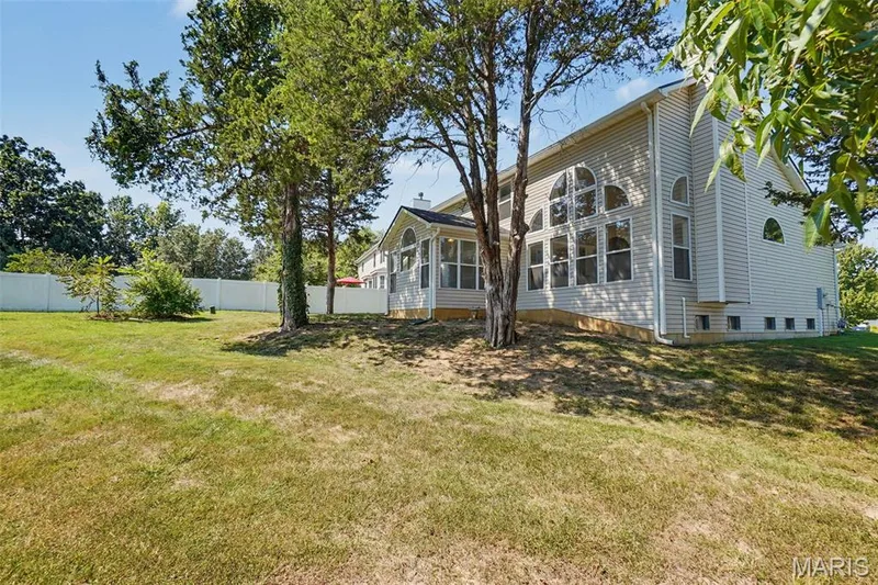 2012 Archway Drive, Wentzville, MO 63385 — listing photo 44 of 50