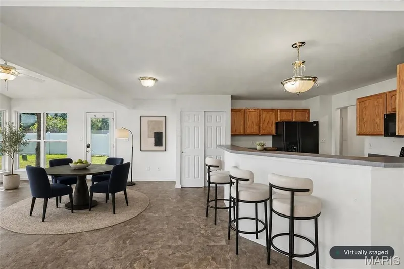 2012 Archway Drive, Wentzville, MO 63385 — listing photo 18 of 50