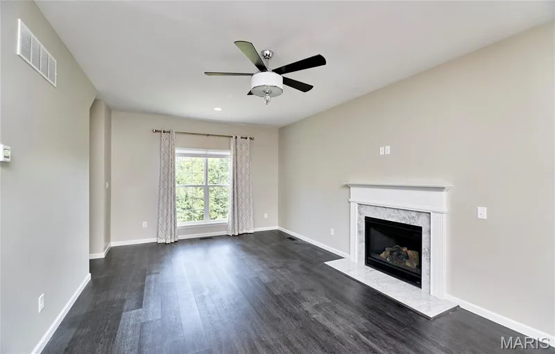 526 Golden Leaf Court, Lake St. Louis, MO 63367 — listing photo 14 of 45
