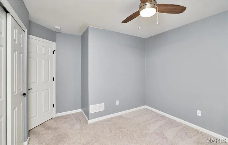 526 Golden Leaf Court, Lake St. Louis, MO 63367 — listing photo 36 of 45