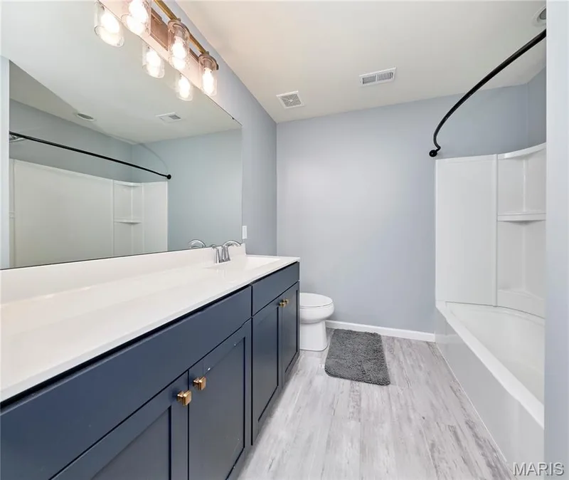 526 Golden Leaf Court, Lake St. Louis, MO 63367 — listing photo 38 of 45