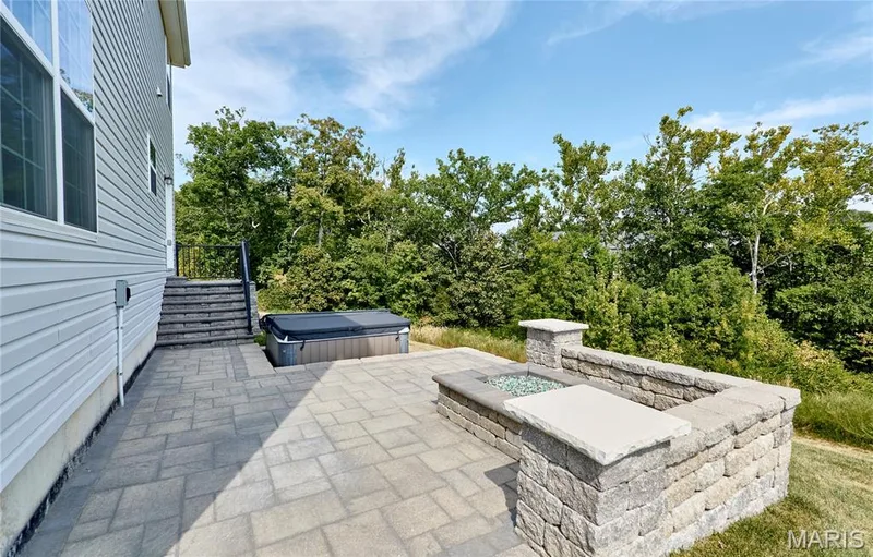 526 Golden Leaf Court, Lake St. Louis, MO 63367 — listing photo 39 of 45